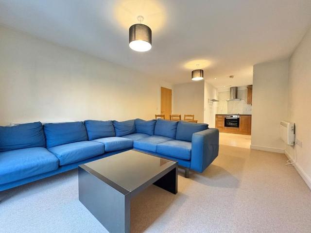 2 bedroom flat to rent