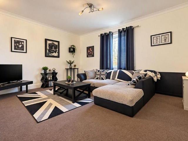 2 bedroom flat to rent