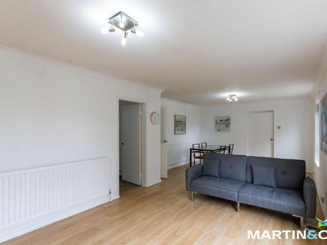 2 bedroom flat to rent
