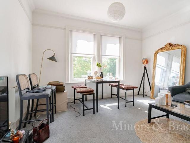 2 bedroom flat to rent