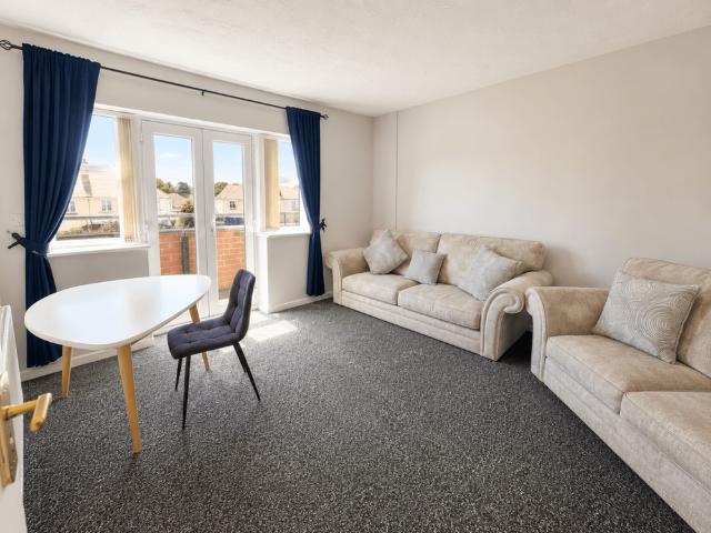 2 bedroom flat to rent