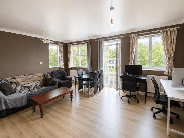 2 bedroom flat to rent