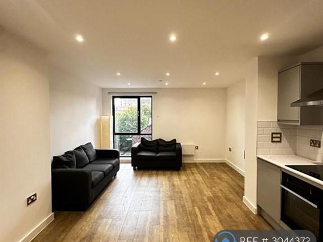 2 bedroom flat to rent