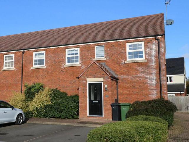 2 bedroom flat to rent