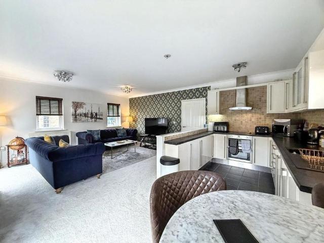 2 bedroom flat to rent
