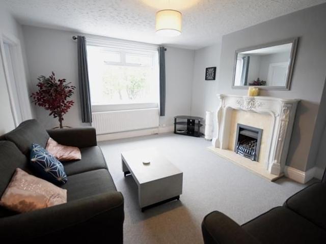2 bedroom flat to rent