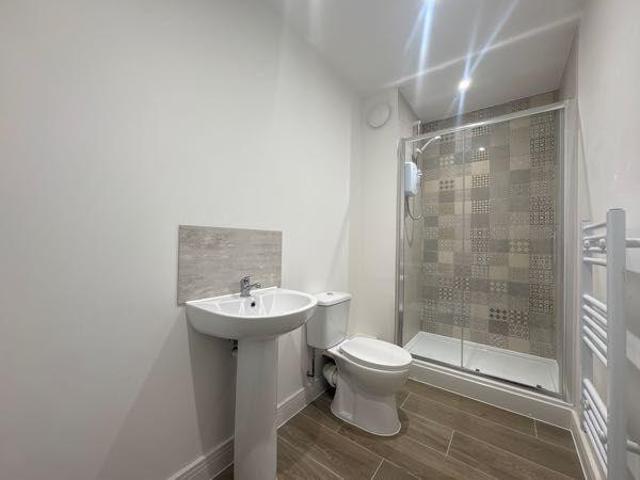 2 bedroom flat to rent