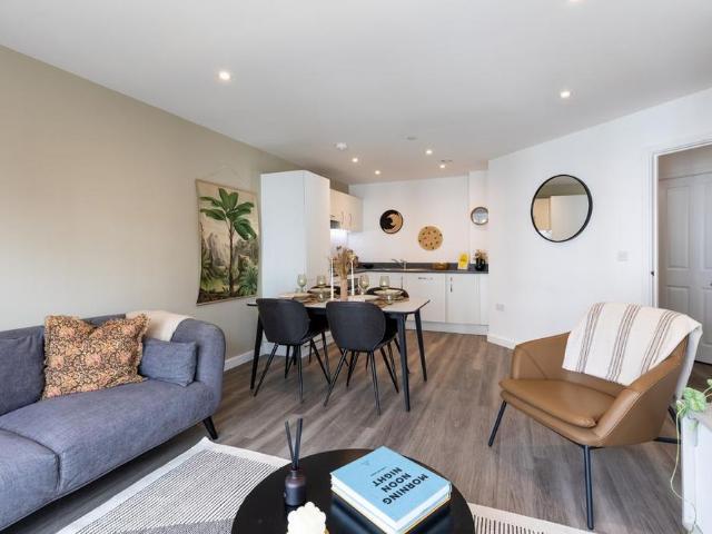 2 bedroom flat to rent