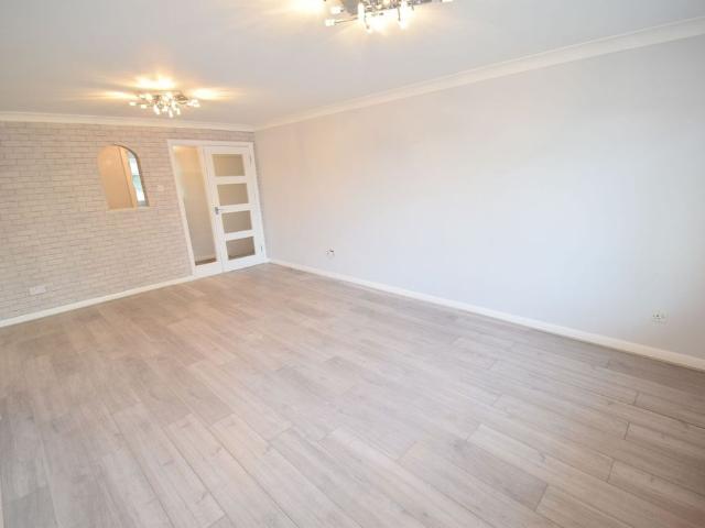 2 Bedroom Flat To Rent, 2 Bedroom Flat To Rent