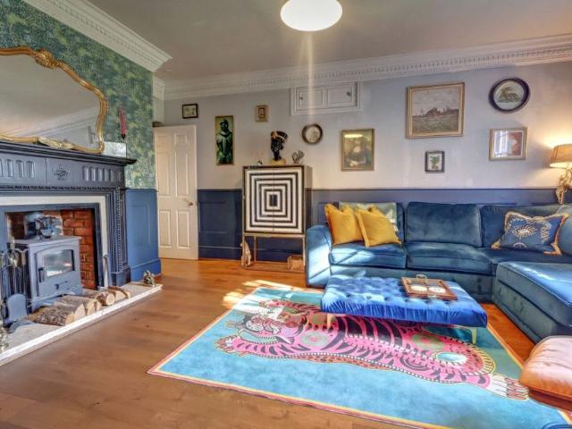 2 Bedroom Flat To Rent, 2 Bedroom Flat To Rent