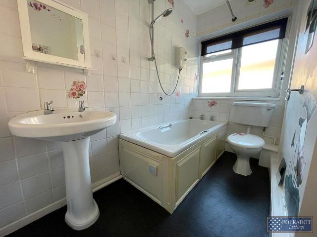 2 bedroom flat to rent