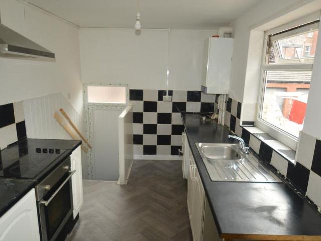 2 bedroom flat to rent