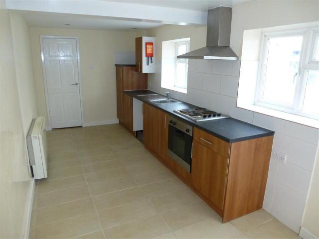 2 bedroom flat to rent