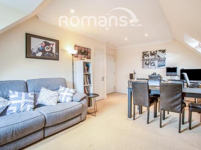 2 bedroom flat to rent