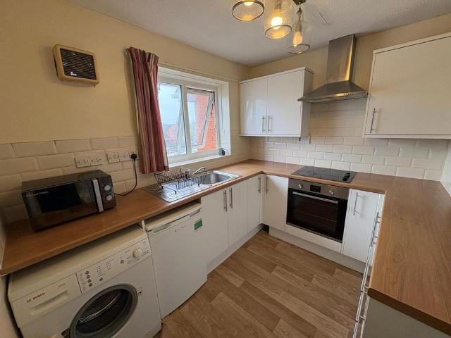 2 bedroom flat to rent