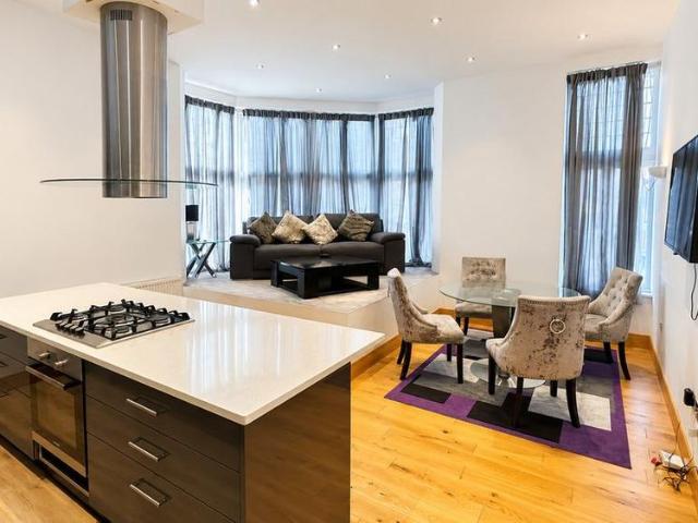 2 bedroom flat to rent