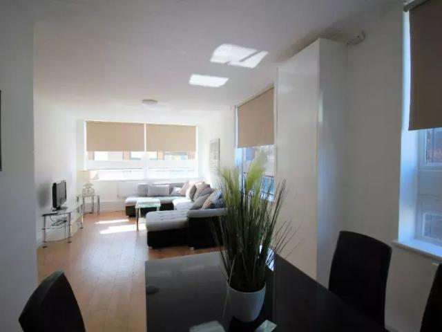 2 bedroom flat to rent