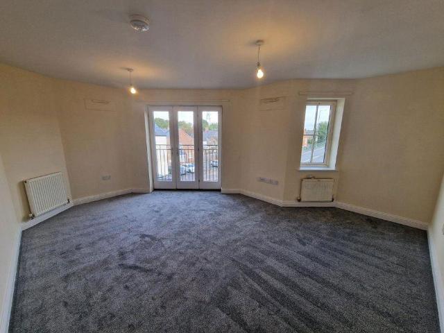 2 bedroom flat to rent