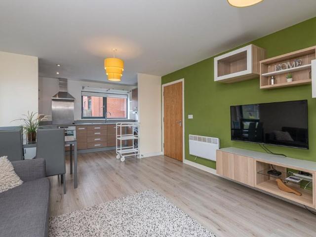 2 bedroom flat to rent