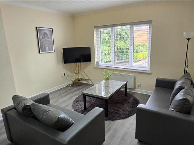 2 bedroom flat to rent
