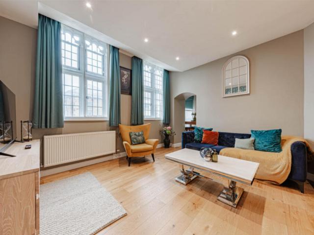 2 bedroom flat to rent