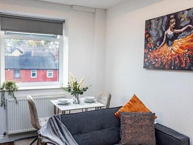 2 bedroom flat to rent