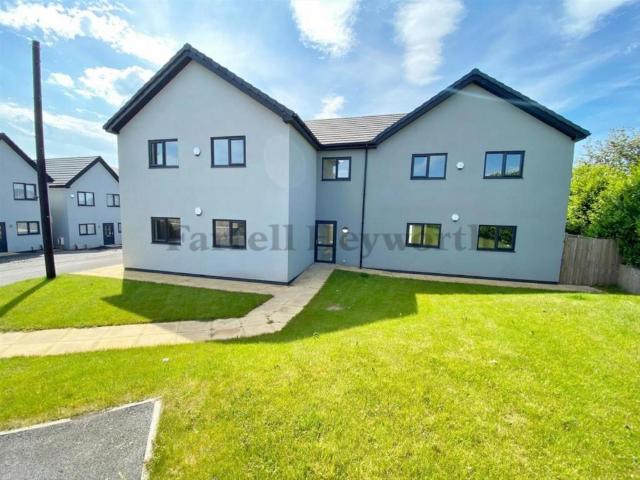 2 bedroom flat to rent
