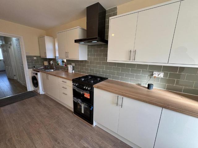 2 bedroom flat to rent
