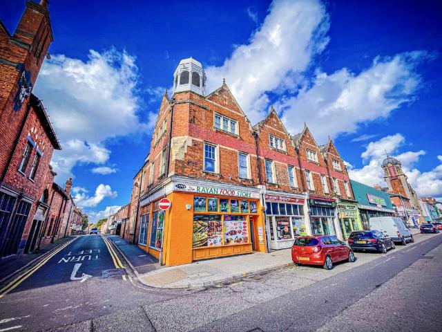 2 bedroom flat to rent