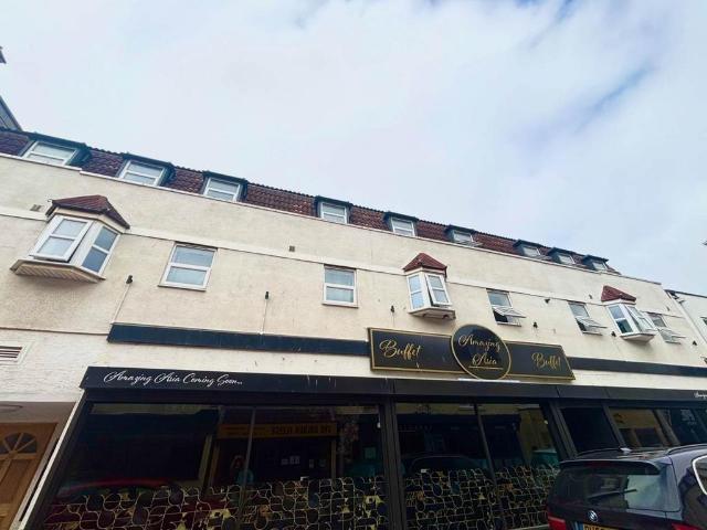 2 bedroom flat to rent
