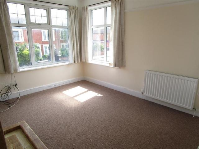 2 bedroom flat to rent