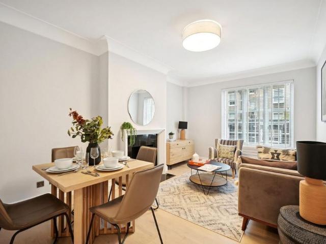 2 bedroom flat to rent
