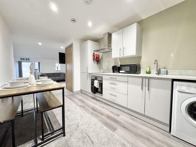 2 bedroom flat to rent