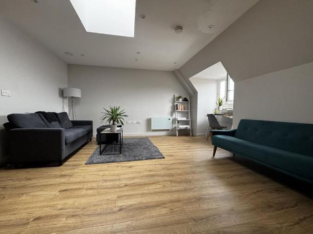 2 bedroom flat to rent