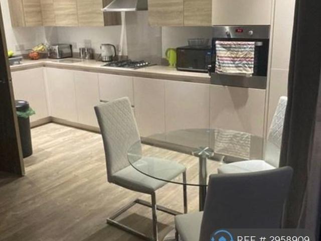 2 bedroom flat to rent