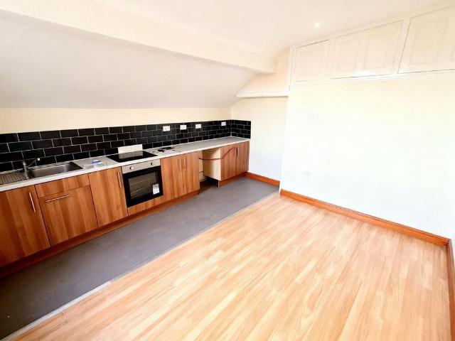 2 bedroom flat to rent