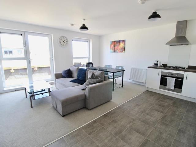 2 bedroom flat to rent