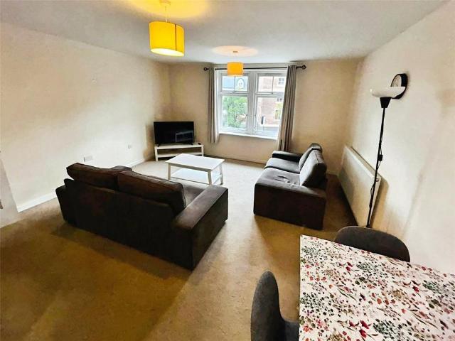 2 bedroom flat to rent