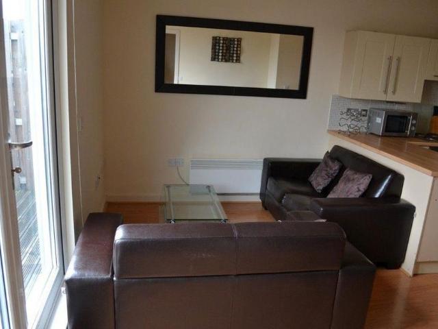 2 bedroom flat to rent
