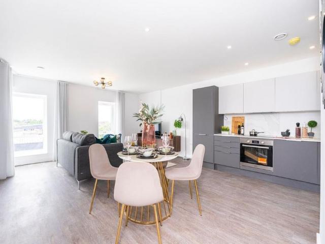 2 bedroom flat to rent