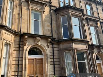 Edinburgh, Shetland - Garden, Lift, Equipped kitchen