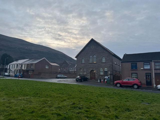 2 bedroom flat to rent