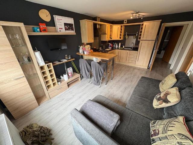 2 bedroom flat to rent