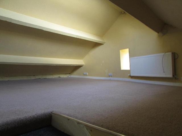 2 bedroom flat to rent