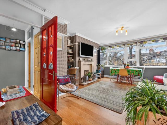 2 bedroom flat to rent