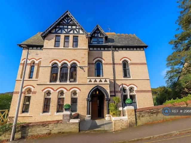 2 bedroom flat to rent