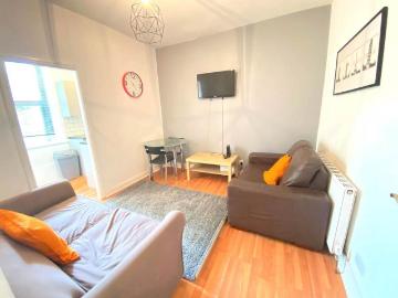 2 bedroom flat to rent
