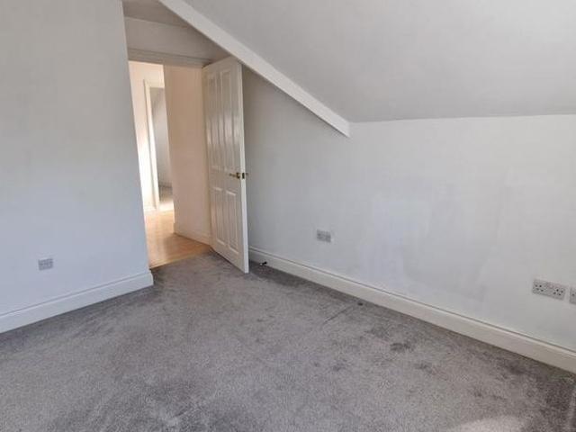 2 bedroom flat to rent