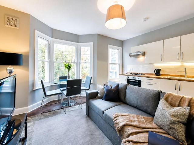 2 bedroom flat to rent