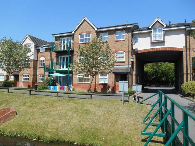 2 bedroom flat to rent